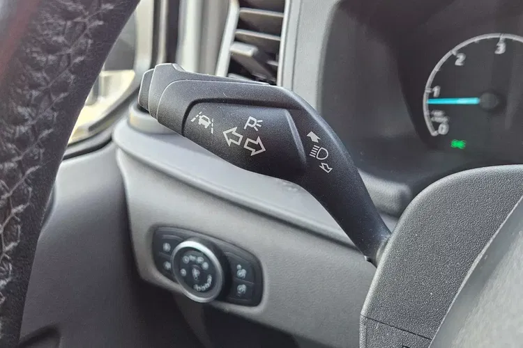 Ford transit-custom L2H1 *59900zł NETTO* Regały 2.0TdCi/170KM zdjęcie 27