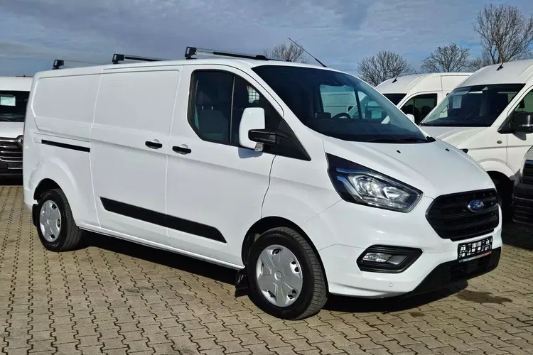 Ford transit-custom L2H1 *59900zł NETTO* Regały 2.0TdCi/170KM zdjęcie 3