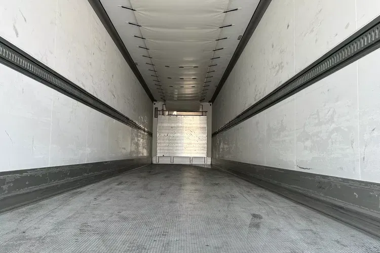 Schmitz Cargobull - zdjęcie 15