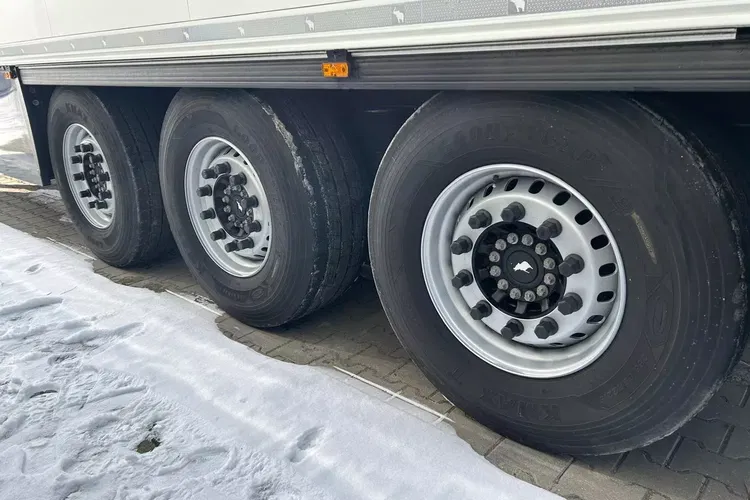 Schmitz Cargobull - zdjęcie 3