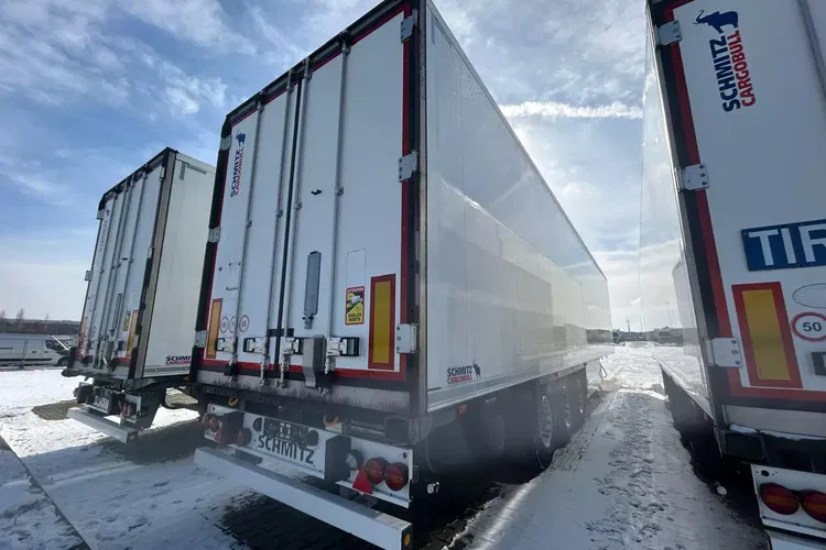 Schmitz Cargobull - zdjęcie 9