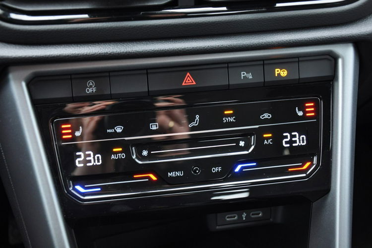 Volkswagen T-Roc 1.5TSI DSG 150KM Life ParkAssist LedPlus Gwarancja Dealer FV23 zdjęcie 20