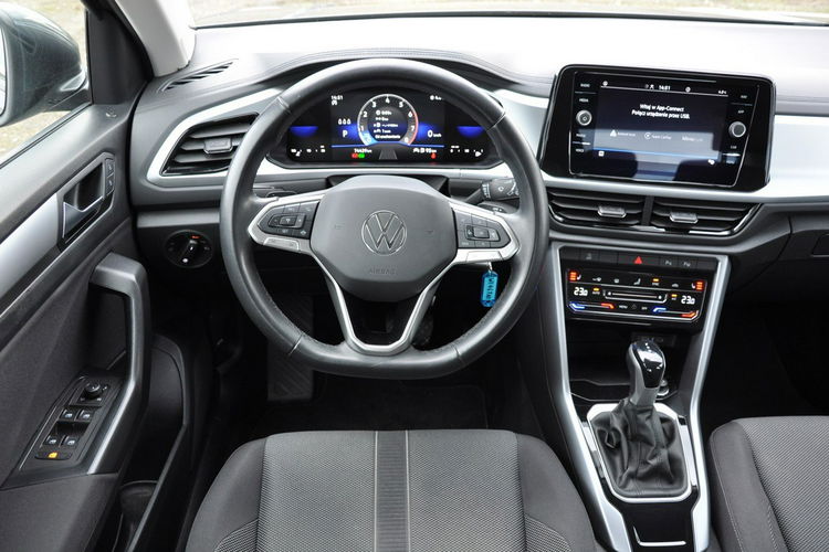 Volkswagen T-Roc 1.5TSI DSG 150KM Life ParkAssist LedPlus Gwarancja Dealer FV23 zdjęcie 23