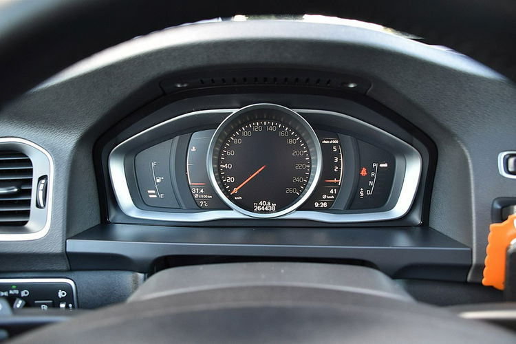 Volvo V60 2.0D3 150KM Navi Alu Led Podg. Fotele Gwarancja zdjęcie 15