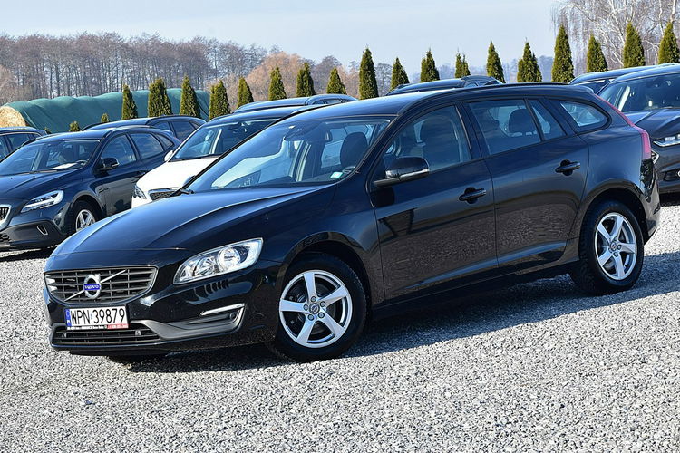 Volvo V60 2.0D3 150KM Navi Alu Led Podg. Fotele Gwarancja zdjęcie 21