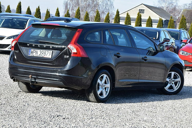 Volvo V60 2.0D3 150KM Navi Alu Led Podg. Fotele Gwarancja zdjęcie 22