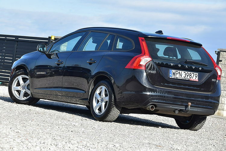 Volvo V60 2.0D3 150KM Navi Alu Led Podg. Fotele Gwarancja zdjęcie 25