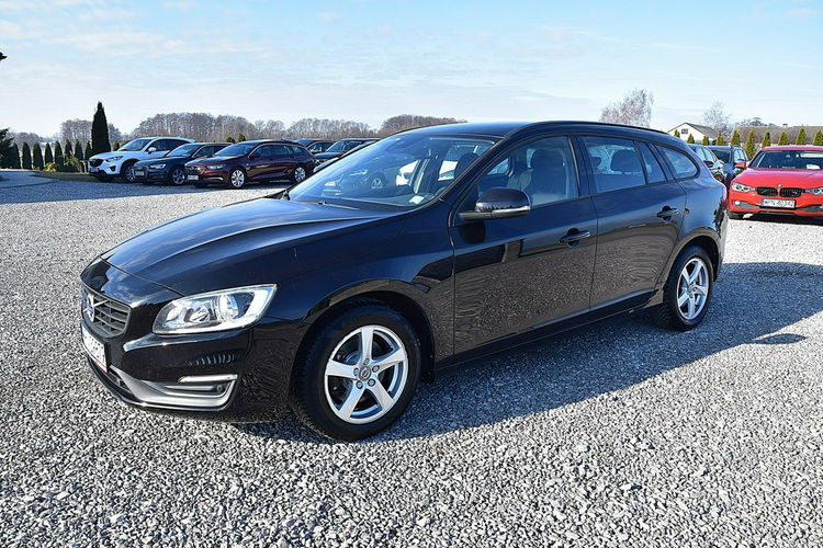 Volvo V60 2.0D3 150KM Navi Alu Led Podg. Fotele Gwarancja zdjęcie 28