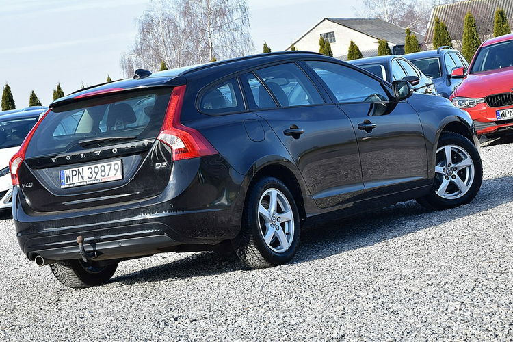 Volvo V60 2.0D3 150KM Navi Alu Led Podg. Fotele Gwarancja zdjęcie 3