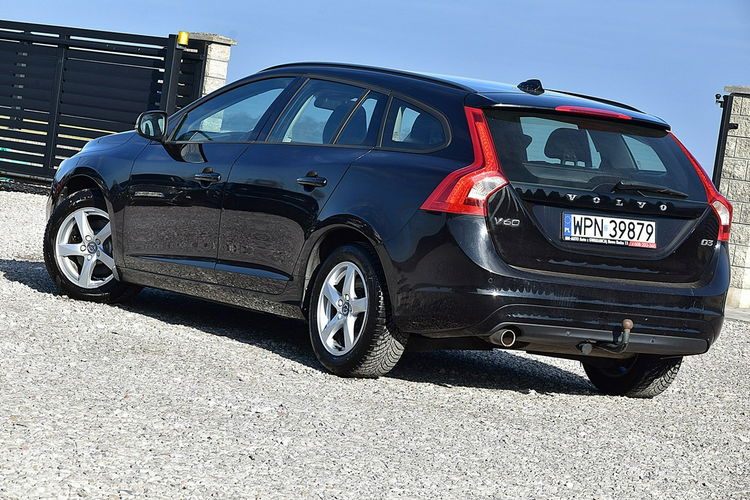 Volvo V60 2.0D3 150KM Navi Alu Led Podg. Fotele Gwarancja zdjęcie 4