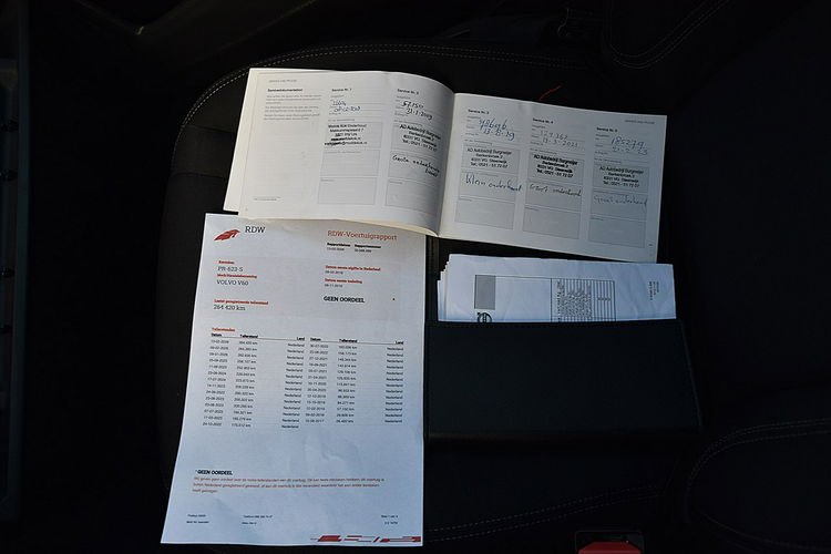 Volvo V60 2.0D3 150KM Navi Alu Led Podg. Fotele Gwarancja zdjęcie 8