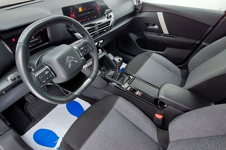 Citroen C4 1.2 Benzyna KAMERA Bardzo Ładny KOLOR Samochód Zadbany zdjęcie 19