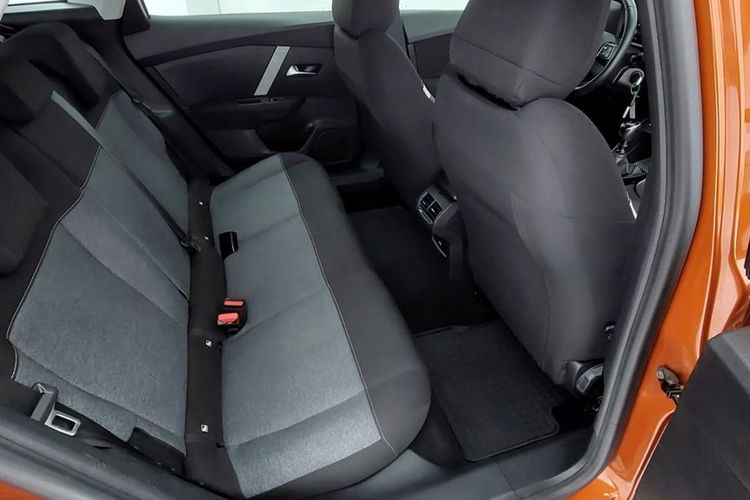 Citroen C4 1.2 Benzyna KAMERA Bardzo Ładny KOLOR Samochód Zadbany zdjęcie 27