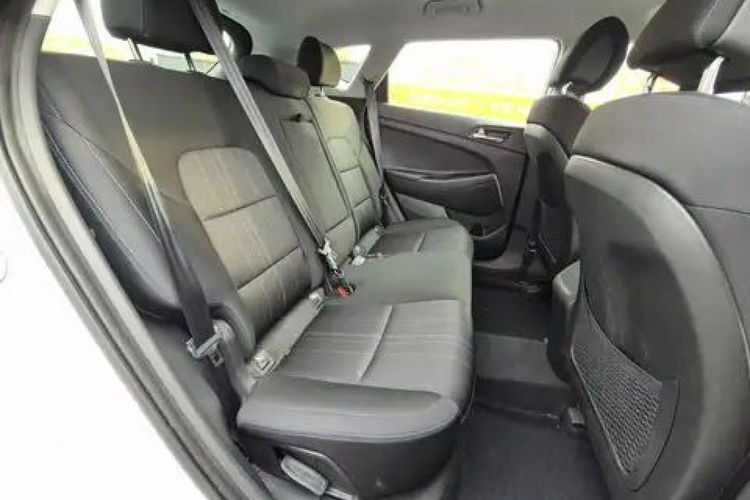 Hyundai Tucson 1.6 Benzyna SERWIS Kamera Bardzo Ładny i Zadbany Tucson zdjęcie 12