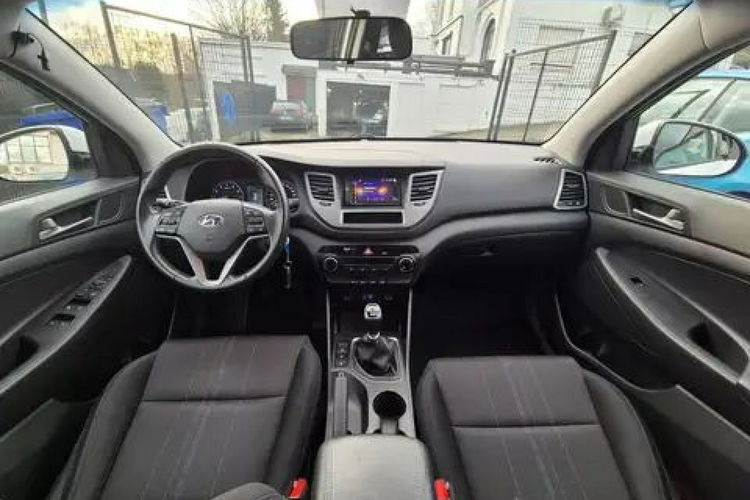 Hyundai Tucson 1.6 Benzyna SERWIS Kamera Bardzo Ładny i Zadbany Tucson zdjęcie 6