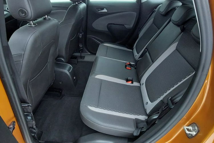 Opel Crossland X 1.2 Benzyna KAMERA Bardzo Ładny KOLOR Samochód Zadbany zdjęcie 21