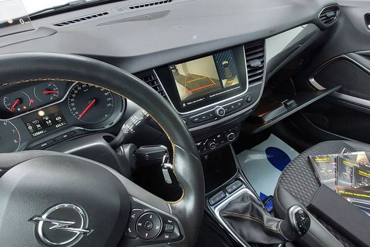 Opel Crossland X 1.2 Benzyna KAMERA Bardzo Ładny KOLOR Samochód Zadbany zdjęcie 30
