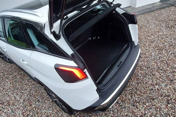 Peugeot 3008 1.2 Benzyna KAMERA Panorama BARDZO Ładny i Zadbany zdjęcie 23