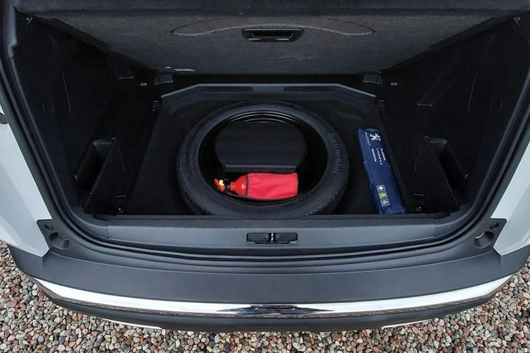 Peugeot 3008 1.2 Benzyna KAMERA Panorama BARDZO Ładny i Zadbany zdjęcie 24