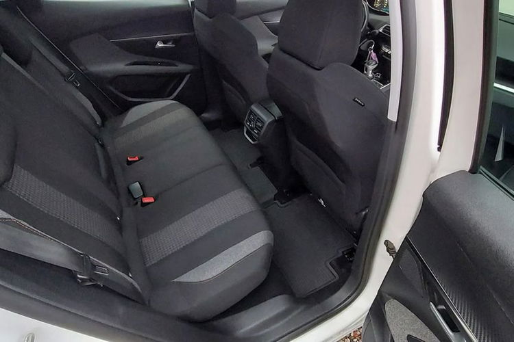 Peugeot 3008 1.2 Benzyna KAMERA Panorama BARDZO Ładny i Zadbany zdjęcie 27