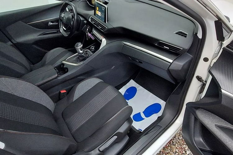 Peugeot 3008 1.2 Benzyna KAMERA Panorama BARDZO Ładny i Zadbany zdjęcie 28