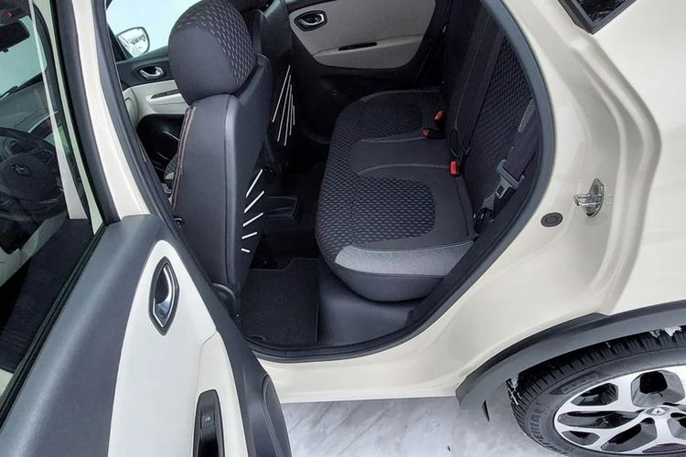 Renault Captur 0.9 Turbo Benzyna Full LED Bardzo Ładny i Atrakcyjny CAPTUR zdjęcie 20