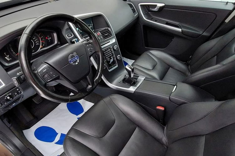 XC 60 2015 2.0 Diesel ŁADNY Kolor BRĄZ Zadbane VOLVO XC60 zdjęcie 19