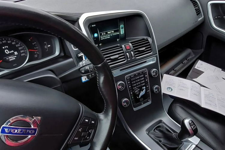 XC 60 2015 2.0 Diesel ŁADNY Kolor BRĄZ Zadbane VOLVO XC60 zdjęcie 31