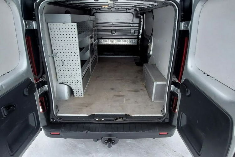 Opel Vivaro Faktura VAT LONG Długi Bardzo Ładny i Zadbany zdjęcie 21