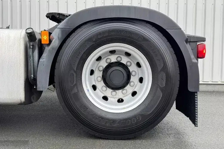 Volvo FH 460KM I-SAVE zdjęcie 10