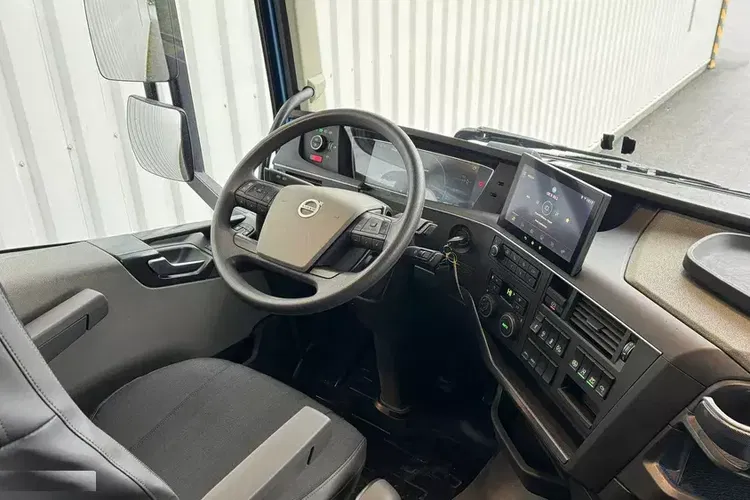 Volvo FH 460KM I-SAVE zdjęcie 21