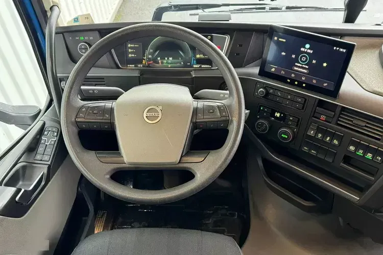 Volvo FH 460KM I-SAVE zdjęcie 23