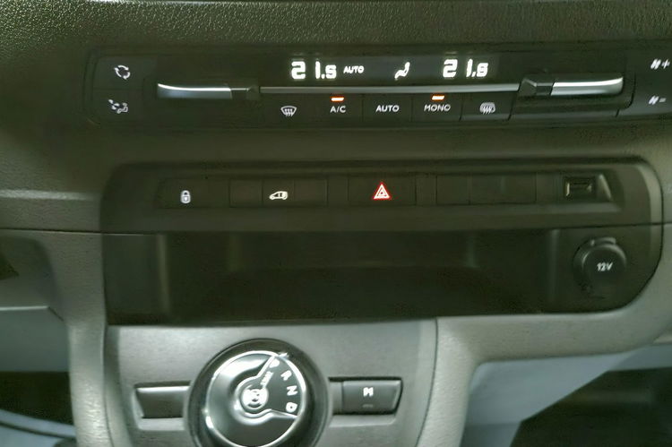 Citroen Jumpy 2.0 HDI 177 KM , automat , serwis ASO , gwarancja, F.vat- 62000 netto zdjęcie 20