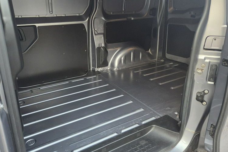 Citroen Jumpy 2.0 HDI 177 KM , automat , serwis ASO , gwarancja, F.vat- 62000 netto zdjęcie 32