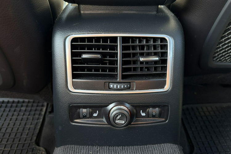 Audi A6 Klimatronic, Podgrz. fotele przód i tył, Hak, Quattro, Skóra, Navi zdjęcie 25