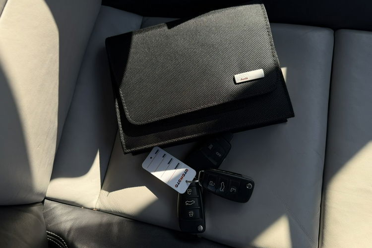 Audi A6 Klimatronic, Podgrz. fotele przód i tył, Hak, Quattro, Skóra, Navi zdjęcie 30