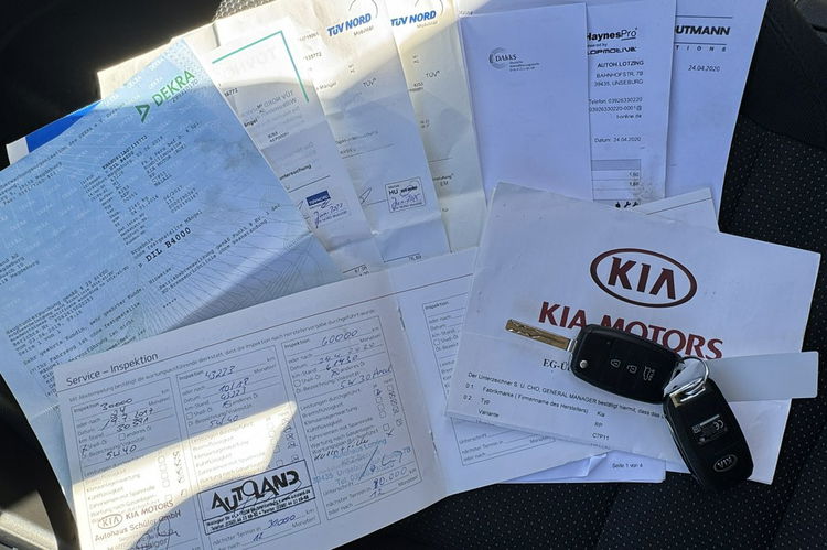Kia Carens 1.6 Benz 135KM z Niemiec - Podgrz. Kierownica i fotele, 7 OSOBOWY zdjęcie 16
