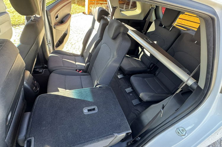 Kia Carens 1.6 Benz 135KM z Niemiec - Podgrz. Kierownica i fotele, 7 OSOBOWY zdjęcie 22