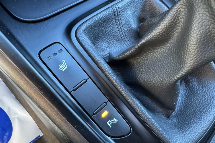 Kia Carens 1.6 Benz 135KM z Niemiec - Podgrz. Kierownica i fotele, 7 OSOBOWY zdjęcie 28