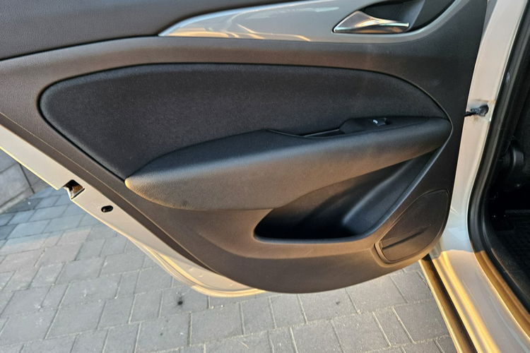 Opel Insignia Polski salon, Bezwypadkowy, I właścicel zdjęcie 18