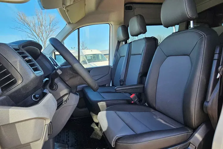 Volkswagen Crafter L5H2 109999zł NETTO Brygadówka 7 osób 2.0TDi/140KM zdjęcie 16