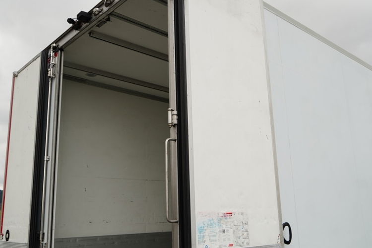 MAN TGM 12.290 / 4x2 / CHŁODNIA 7.8 M / AGREGAT THERMO KING T-1200 R / WINDA ZAŁADOWCZA / MUTLITEMPERATURA / DHOLLANDIA zdjęcie 23