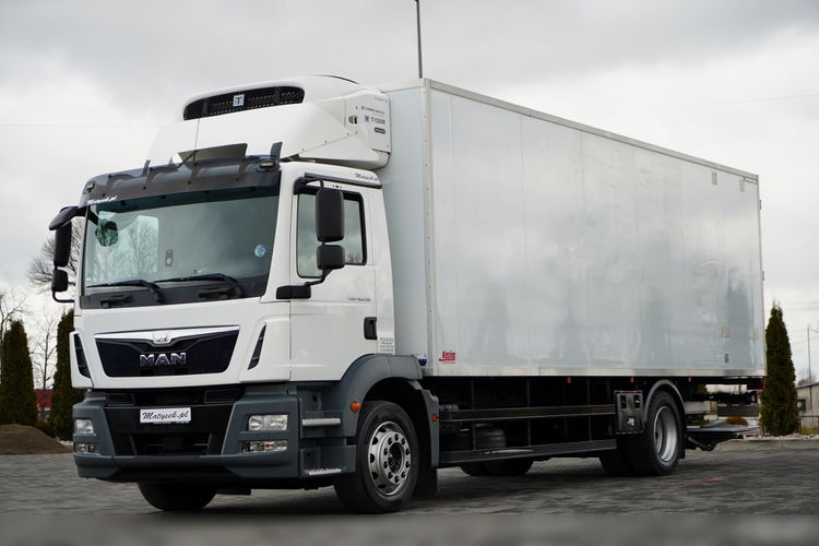 MAN TGM 12.290 / 4x2 / CHŁODNIA 7.8 M / AGREGAT THERMO KING T-1200 R / WINDA ZAŁADOWCZA / MUTLITEMPERATURA / DHOLLANDIA zdjęcie 4