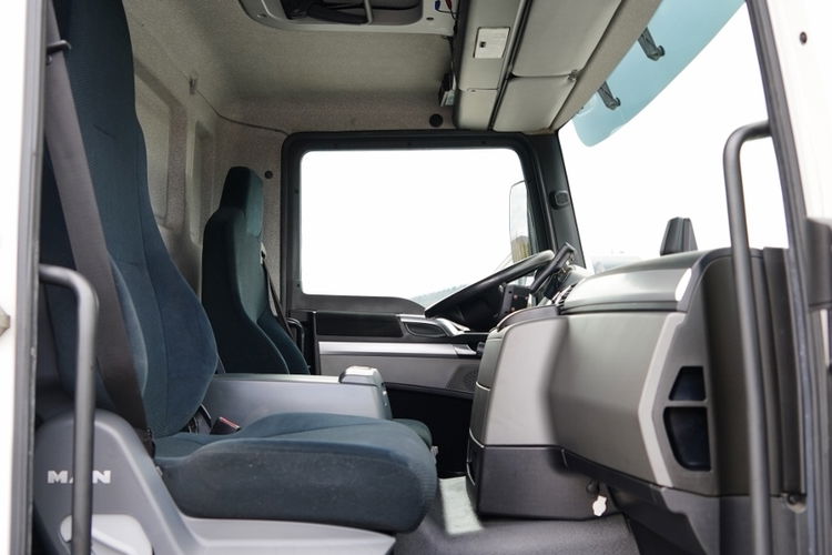 MAN TGM 12.290 / 4x2 / CHŁODNIA 7.8 M / AGREGAT THERMO KING T-1200 R / WINDA ZAŁADOWCZA / MUTLITEMPERATURA / DHOLLANDIA zdjęcie 49