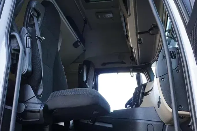 Mercedes ACTROS L / 1848 / EURO 6 / MP 5 / GIGA SPACE zdjęcie 8