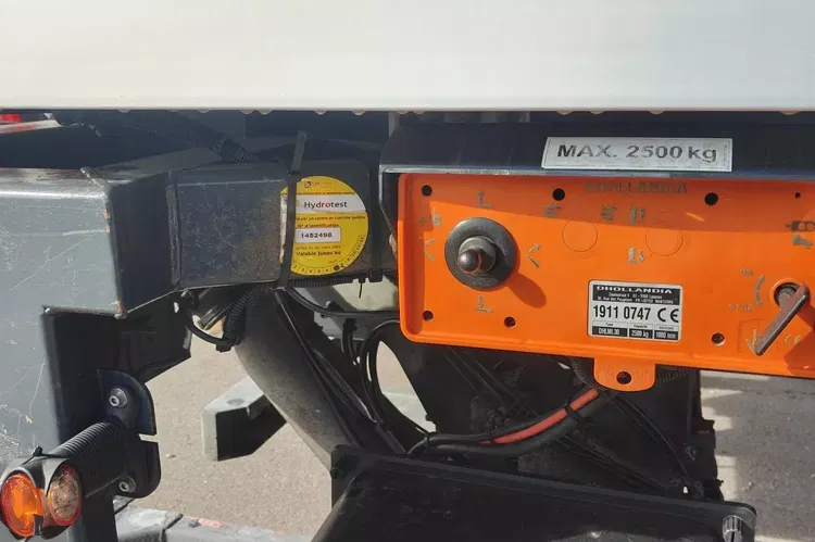 Mercedes ACTROS 2530 IZOTERMA CARRIER SUPRA 1050 zdjęcie 26