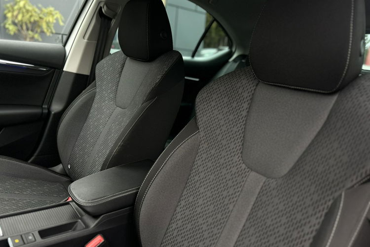 Skoda Octavia Salon Polska Poleasingowy I właściciel Serwis ASO VAT 23% Bezwypadkowy zdjęcie 11