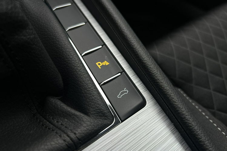 Skoda Superb Salon Polska Poleasingowy I właściciel Serwis ASO VAT 23% Bezwypadkowy zdjęcie 32