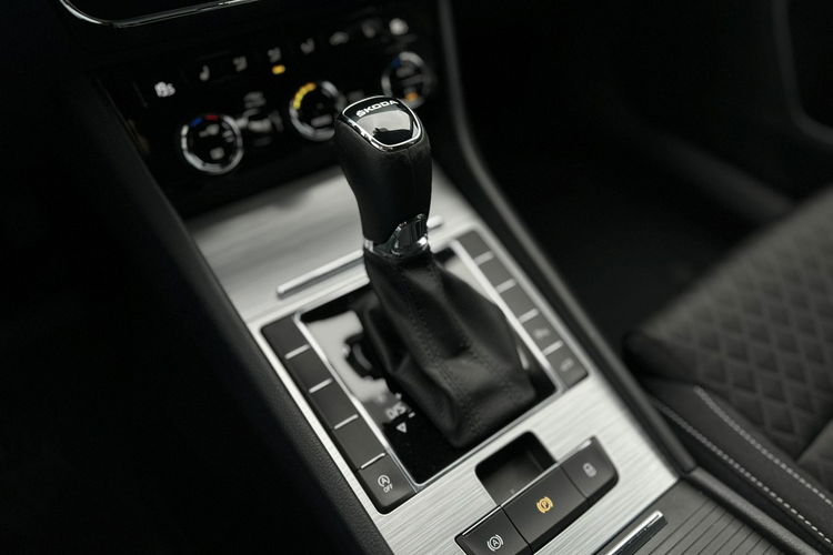Skoda Superb Salon Polska Poleasingowy I właściciel Serwis ASO VAT 23% Bezwypadkowy zdjęcie 30
