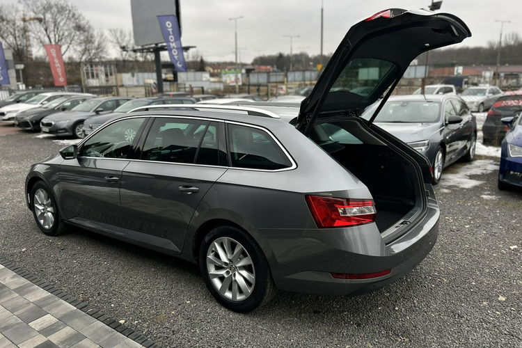 Skoda Superb Salon Polska Poleasingowy I właściciel Serwis ASO VAT 23% Bezwypadkowy zdjęcie 40